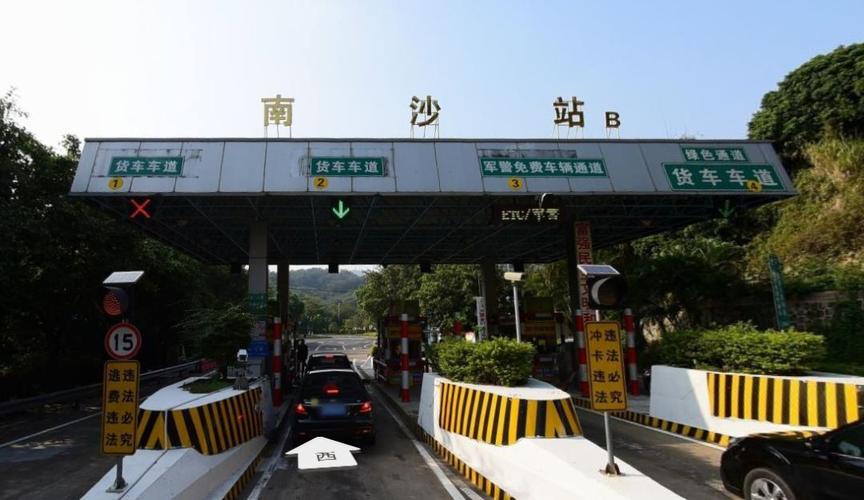虎门镇有几条高速入出口？出入口名字叫什么？南沙收费站属于虎门嘛