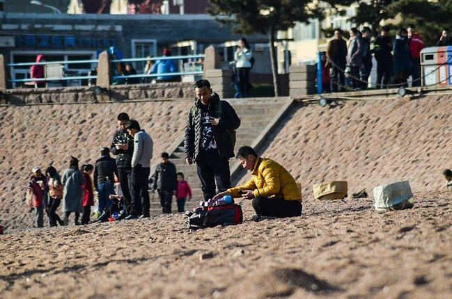 青岛海边哪个地方可以摆摊?青岛海边收费拍照-图2 青岛海边哪个地方可以摆摊?青岛海边收费拍照-图2