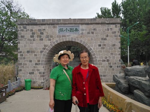 桑园小镇2023要门票吗?桑园小镇停车收费-图2 桑园小镇2023要门票吗?桑园小镇停车收费-图2