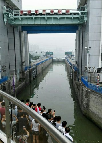 葛洲坝船闸落差是多少米？葛洲坝船闸收费标准