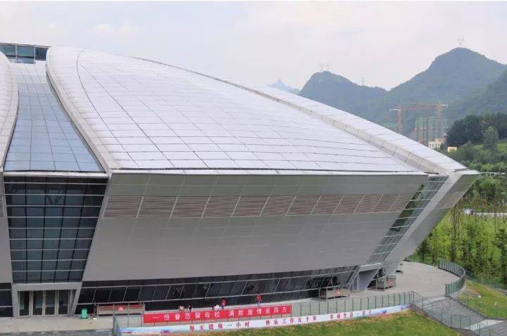 六盘水市国南体育馆占地面积？国南体育馆收费