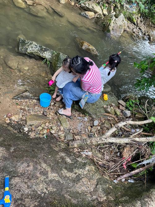 深圳周边适合小溪玩水的地方？青青世界钓鱼收费