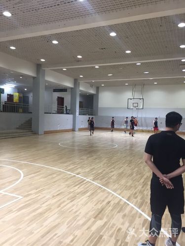 五台山篮球馆怎么样?五台山篮球场收费吗-图2 五台山篮球馆怎么样?五台山篮球场收费吗-图2