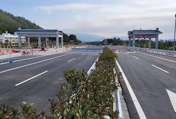 长深高速惠河段扩建后的新增收费站?赣定高速龙岭收费站-图2 长深高速惠河段扩建后的新增收费站?赣定高速龙岭收费站-图2