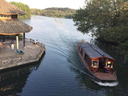 开车去西湖旅游的最佳攻略?茅家埠旅游停车收费-图2 开车去西湖旅游的最佳攻略?茅家埠旅游停车收费-图2
