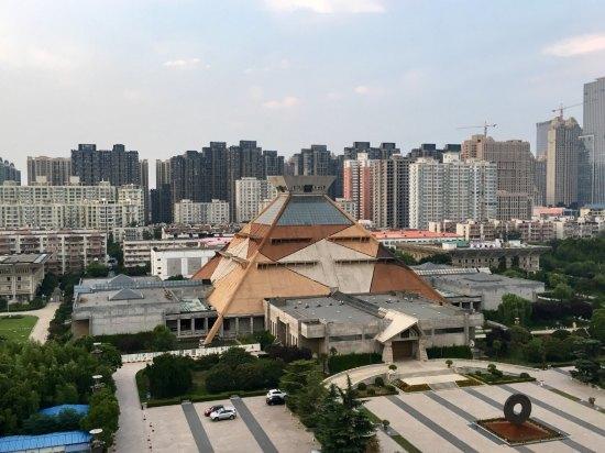 河南省博物院停车场能不能停车?河南博物院停车收费-图3 河南省博物院停车场能不能停车?河南博物院停车收费-图3