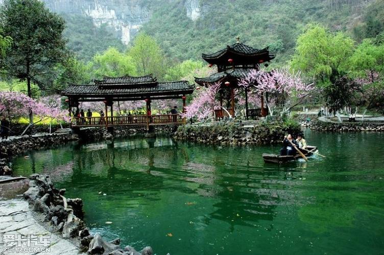株洲自驾游去四川武隆天坑一路游玩有那些景点？湘潭株洲北收费站