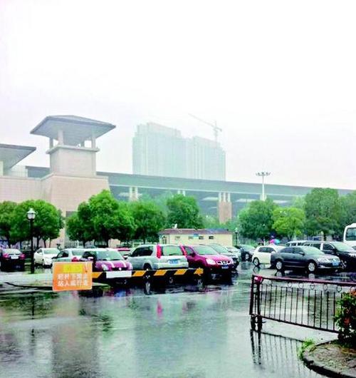 武昌火车站怎么接人？武昌火车站东广场停车场收费