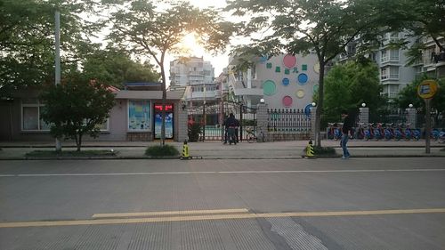 上海车墩镇祥东怎么去庙前街?车墩镇祥东幼儿园收费-图1 上海车墩镇祥东怎么去庙前街?车墩镇祥东幼儿园收费-图1