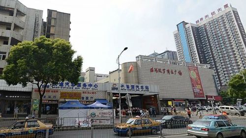 长沙阿波罗商业广场有什么逛的?长沙阿波罗商业广场停车收费标准-图1 长沙阿波罗商业广场有什么逛的?长沙阿波罗商业广场停车收费标准-图1