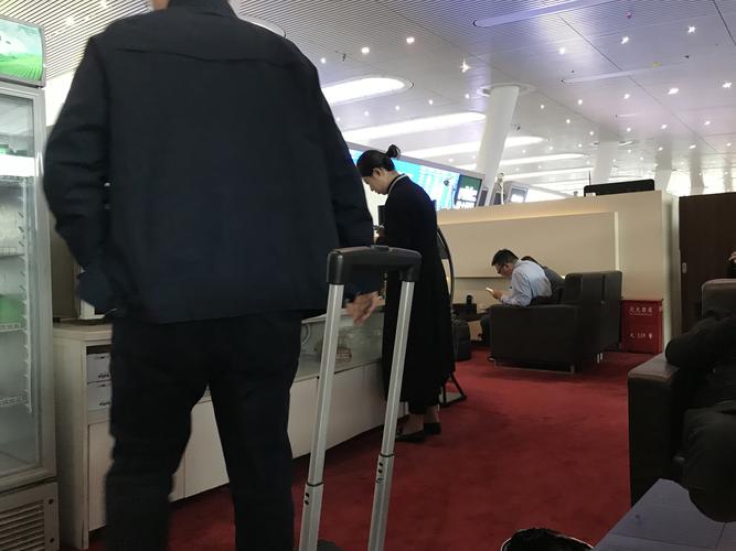 火车候车厅的贵宾室怎么进?收费贵宾室收费-图2 火车候车厅的贵宾室怎么进?收费贵宾室收费-图2