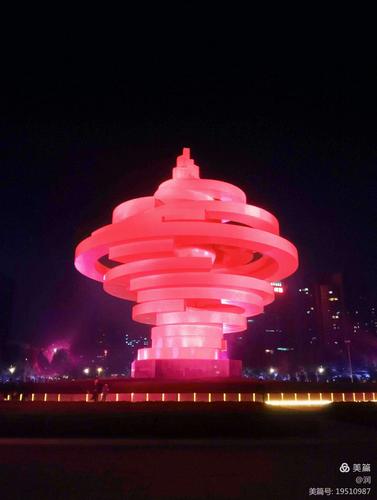 五月的风是北京著名的雕塑吗？北京雕塑收费