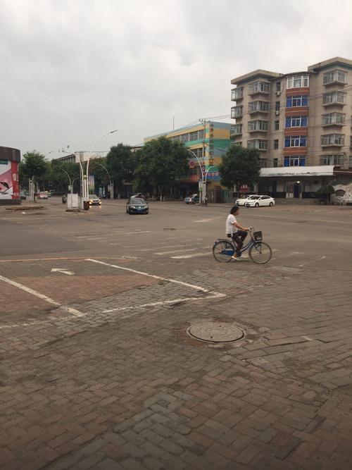 义县有闫营红绿灯北集囗吗？义县的天气情况