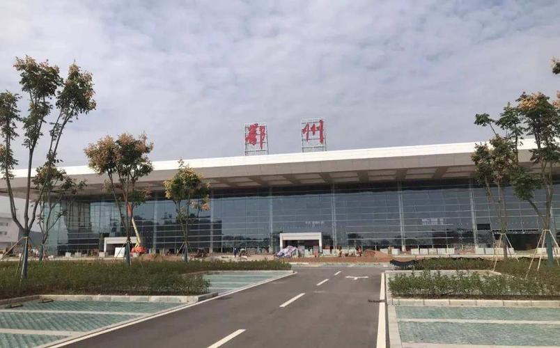 鄂州花湖机场每晚来往最多有多少架飞机?鄂州6月份天气情况-图3 鄂州花湖机场每晚来往最多有多少架飞机?鄂州6月份天气情况-图3