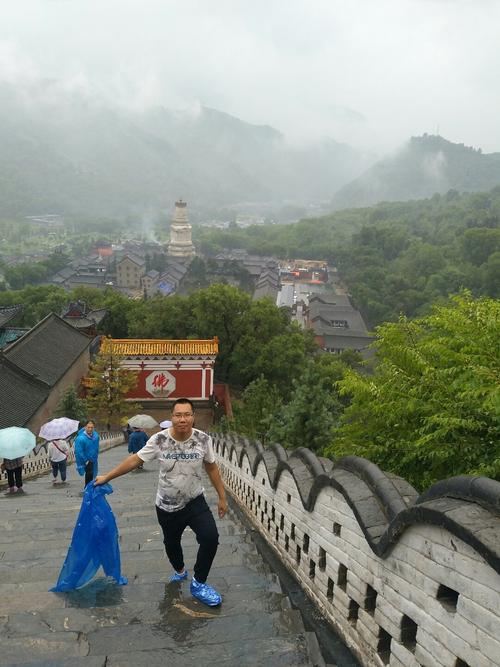 五台山天气适合穿什么衣服?五台山天气情况-图1 五台山天气适合穿什么衣服?五台山天气情况-图1