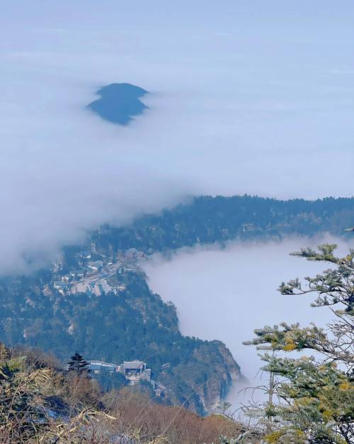 现在峨眉山是什么天气?今天峨眉山天气情况-图3 现在峨眉山是什么天气?今天峨眉山天气情况-图3