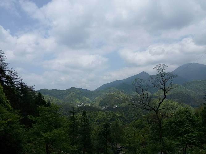 下雨天适合去景德镇吗?景德镇今天天气情况-图3 下雨天适合去景德镇吗?景德镇今天天气情况-图3