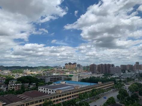 下雨天适合去景德镇吗?景德镇今天天气情况-图2 下雨天适合去景德镇吗?景德镇今天天气情况-图2