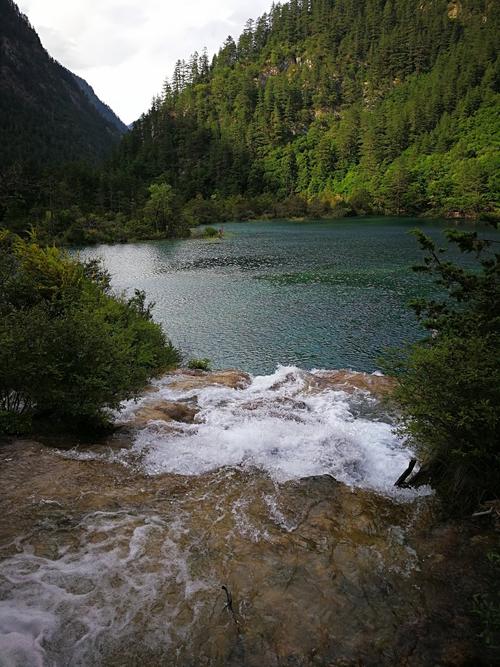 4月底九寨沟景色怎样?4月底九寨沟天气情况-图3 4月底九寨沟景色怎样?4月底九寨沟天气情况-图3