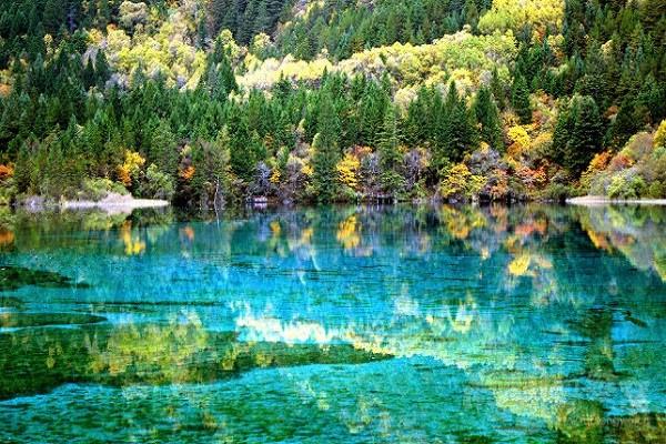 现在去九寨沟天气合适吗?九寨沟现在的天气情况-图2 现在去九寨沟天气合适吗?九寨沟现在的天气情况-图2
