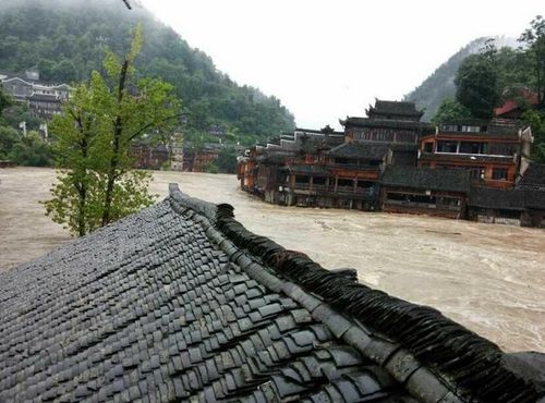 2023年7月份凤凰古城涨水了吗？凤凰古城天气情况