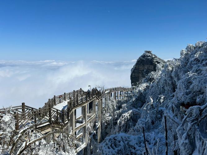 张家界山上冷吗5月?5月底张家界天气情况-图2 张家界山上冷吗5月?5月底张家界天气情况-图2