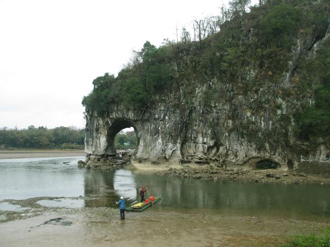 桂林四月中旬适合穿什么衣服？4月中旬桂林天气情况
