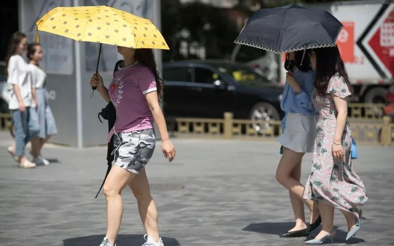 11月份去北京适合穿什么衣服?十一北京的天气情况-图3 11月份去北京适合穿什么衣服?十一北京的天气情况-图3