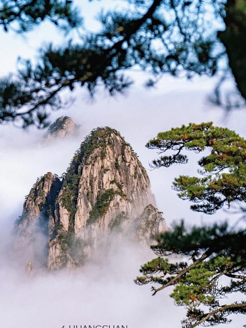 黄山山顶九月中旬气温大概是多少度,去黄山旅游有什么要注意的?黄山九月中旬天气情况-图3 黄山山顶九月中旬气温大概是多少度,去黄山旅游有什么要注意的?黄山九月中旬天气情况-图3