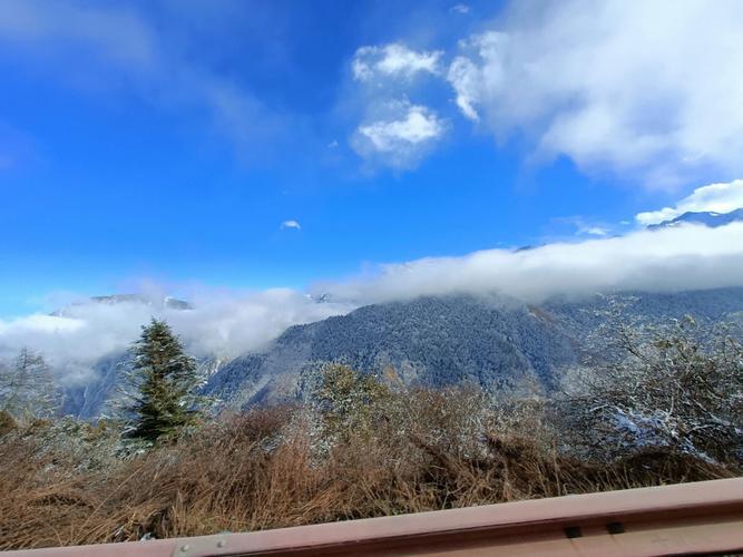 7月去巴郎山穿什么衣服？广元7月天气情况