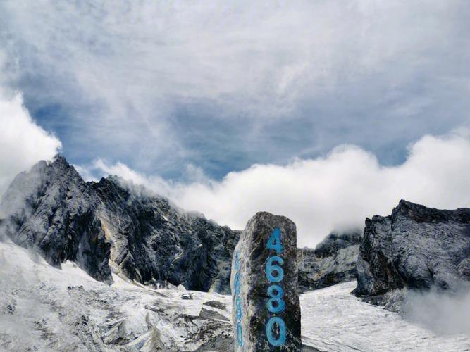 玉龙雪山七八月份多少度?丽江8月份天气情况-图2 玉龙雪山七八月份多少度?丽江8月份天气情况-图2