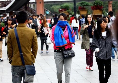 13度天气穿什么衣服出行合适?13号西安天气情况-图2 13度天气穿什么衣服出行合适?13号西安天气情况-图2