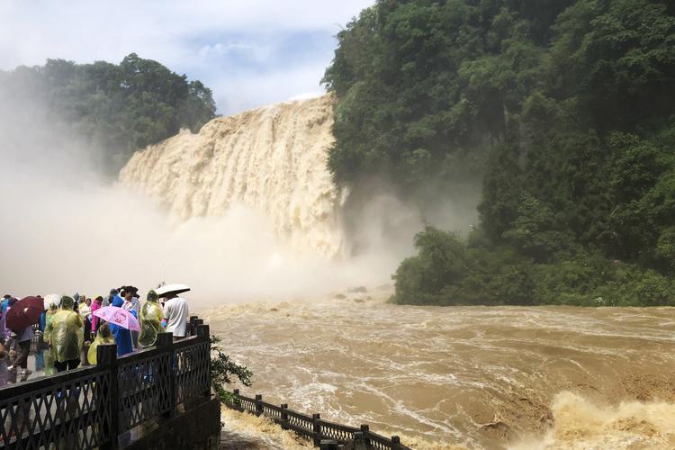 黄果树瀑布淹了吗?黄果树瀑布天气情况-图1 黄果树瀑布淹了吗?黄果树瀑布天气情况-图1
