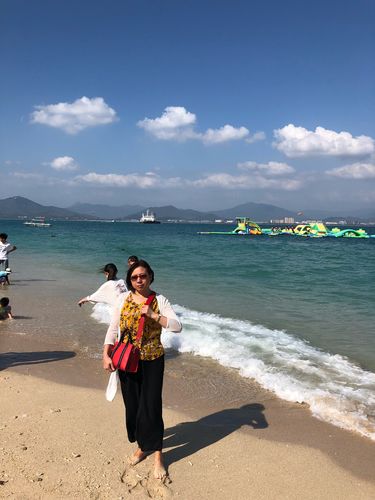 三亚现在的天气穿什么衣服?三亚本月天气情况-图3 三亚现在的天气穿什么衣服?三亚本月天气情况-图3