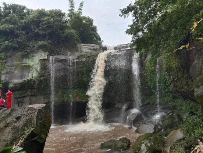 富顺琵琶瀑布怎么去？富顺8月13天气情况