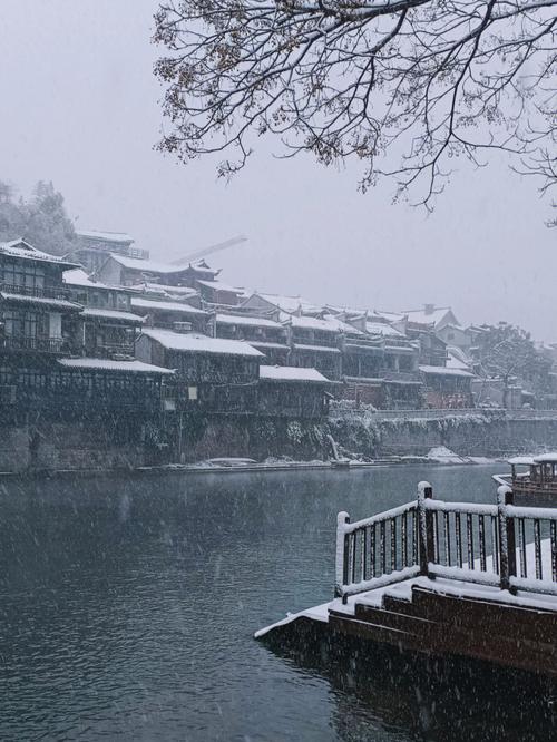 湖南凤凰古城什么时候下雪？凤凰天气情况
