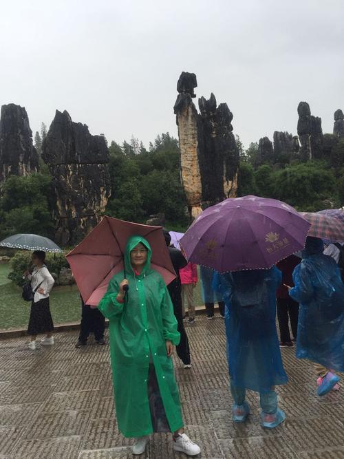 云南石林适合穿什么颜色的衣服?石林全年天气情况-图3 云南石林适合穿什么颜色的衣服?石林全年天气情况-图3