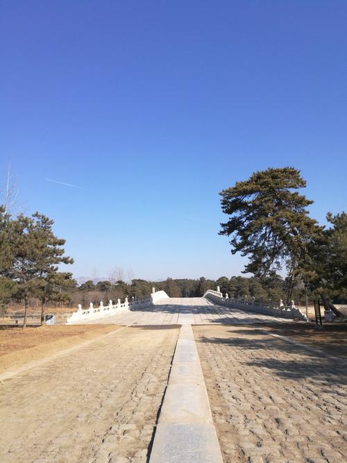 3中下旬的热河景色怎么样?清西陵天气情况-图2 3中下旬的热河景色怎么样?清西陵天气情况-图2
