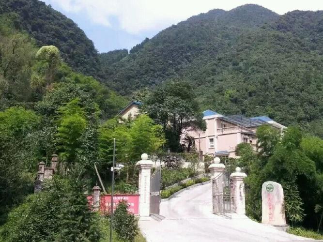 兆嘉避暑山庄9月去会冷吗?南川本月天气情况-图2 兆嘉避暑山庄9月去会冷吗?南川本月天气情况-图2
