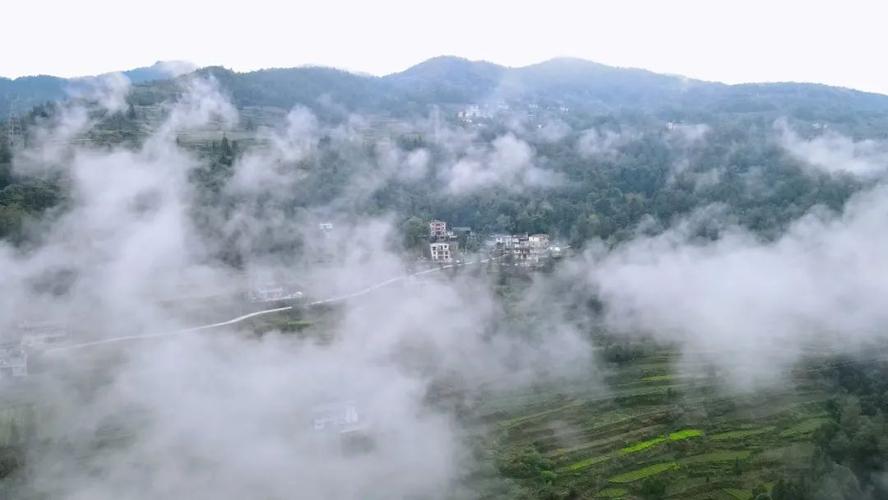 咸丰哪有好玩的?咸丰的天气情况-图1 咸丰哪有好玩的?咸丰的天气情况-图1