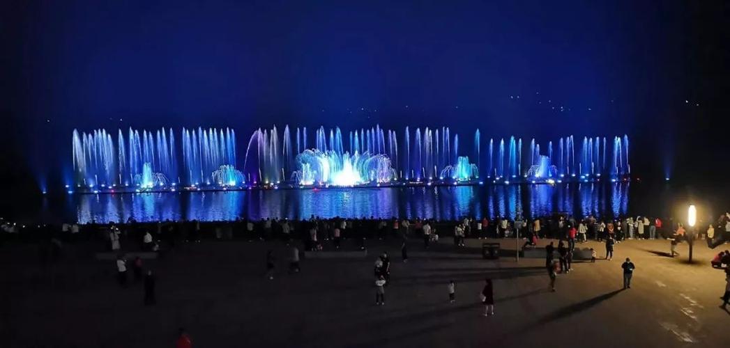 新泰滨湖广场喷泉开放时间?合肥滨湖天气情况-图2 新泰滨湖广场喷泉开放时间?合肥滨湖天气情况-图2