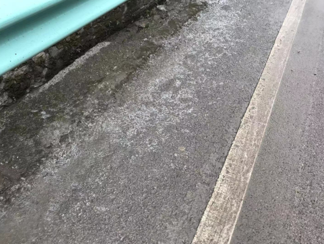 地面石材上面结冰怎么处理?石材的天气情况-图2 地面石材上面结冰怎么处理?石材的天气情况-图2