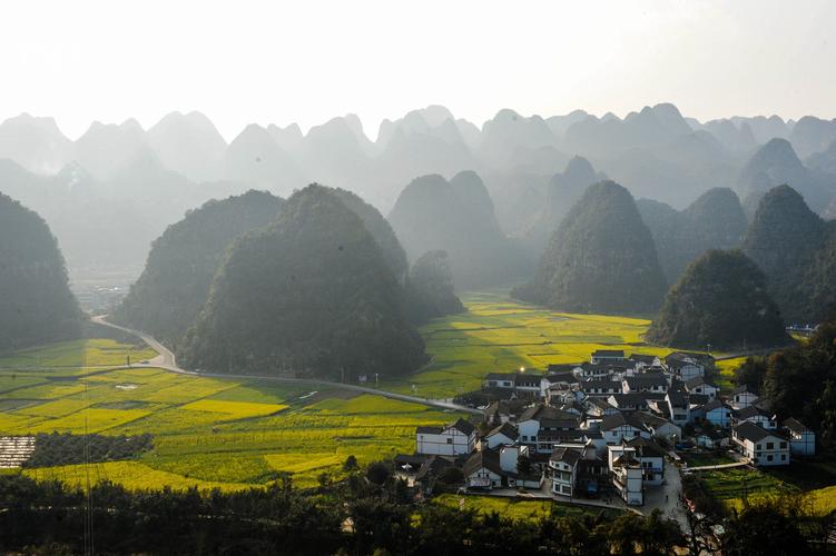 贵州万峰林几月份最好?万峰林天气情况-图2 贵州万峰林几月份最好?万峰林天气情况-图2