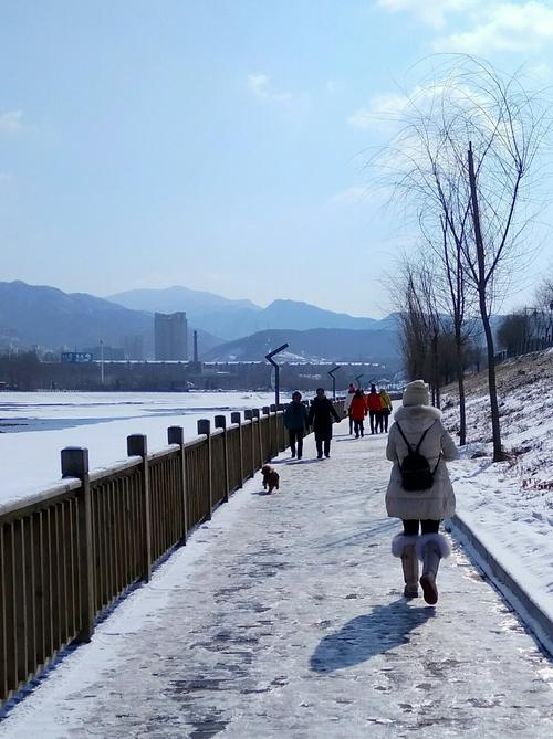 本溪现在穿什么衣服?明天本溪天气情况-图3 本溪现在穿什么衣服?明天本溪天气情况-图3