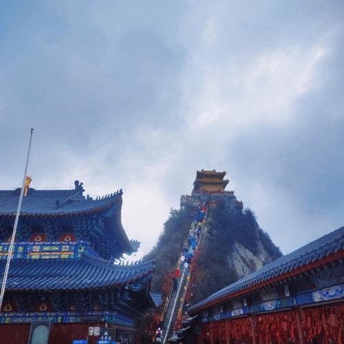 洛阳有哪些山可以夜爬?郾城区天气情况-图2 洛阳有哪些山可以夜爬?郾城区天气情况-图2