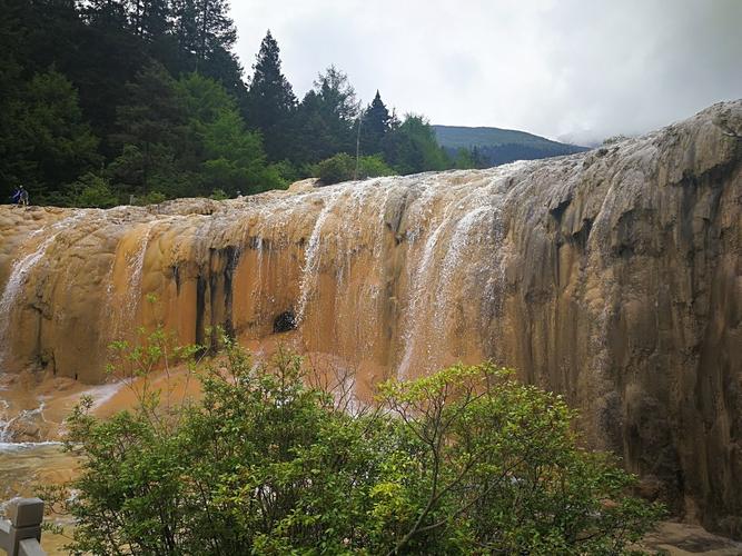 黄龙风景区天气穿什么衣服?今天黄龙天气情况-图2 黄龙风景区天气穿什么衣服?今天黄龙天气情况-图2