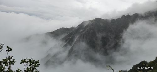 苍山上为什么总是会有一团云？今日苍山天气情况-图3