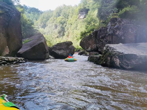 去霍山大峡谷漂流自驾注意事项?明天霍山天气情况-图3 去霍山大峡谷漂流自驾注意事项?明天霍山天气情况-图3