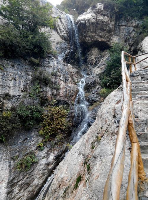 黑山大峡谷危险吗?黑山的天气情况-图2 黑山大峡谷危险吗?黑山的天气情况-图2