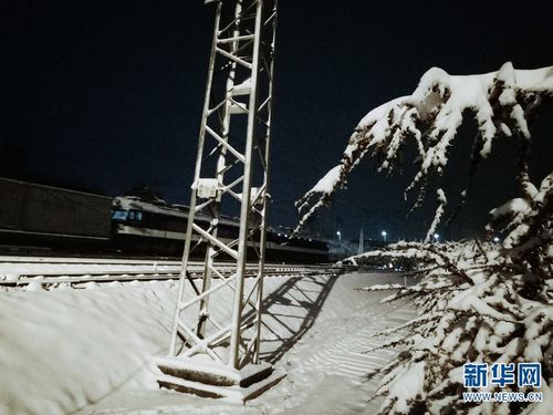 雨雪天气火车正常行驶吗?雨雪天气情况-图1 雨雪天气火车正常行驶吗?雨雪天气情况-图1